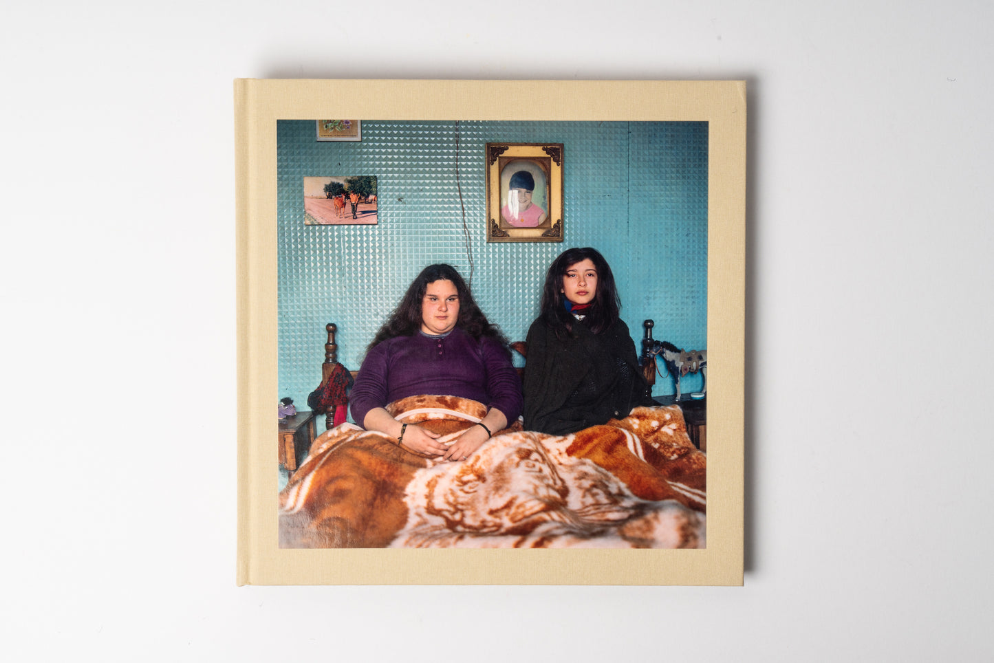 The Adventures of Guille and Belinda and The Illusion of an Everlasting Summer